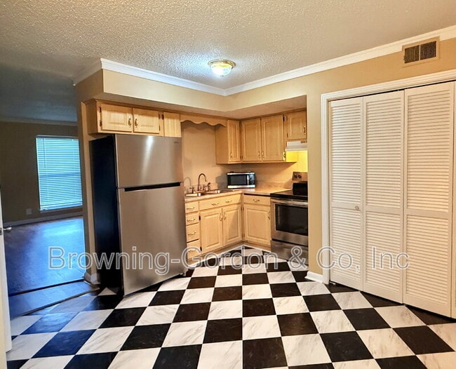 property at 1519B 21st Ave N