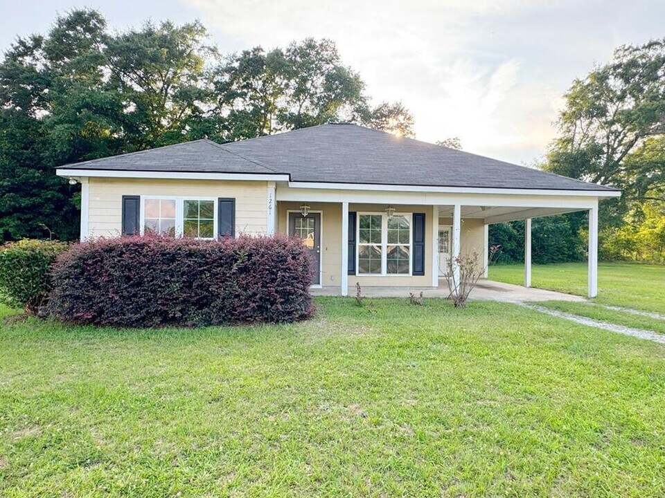 1261 Ball Park Ave NE in Dawson, GA - Building Photo