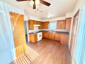 18007 Jersey Ave in Artesia, CA - Building Photo - Building Photo