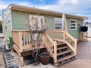 138 10th Ave in Seaside Park, NJ - Building Photo - Building Photo