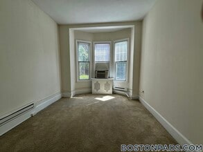 1223 Beacon St in Brookline, MA - Building Photo - Building Photo