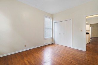 350 Elm Street, #1, #8 in New Haven, CT - Building Photo - Interior Photo