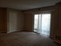 855 Clyde Ave photo'