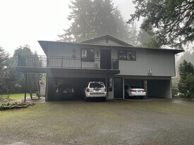 4705 Lexington Pl NE in Lacey, WA - Building Photo