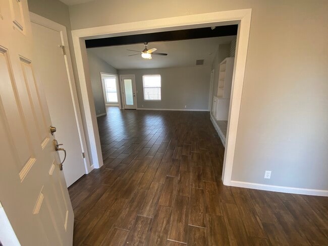 801 Rolling Hill Terrace in Edmond, OK - Building Photo - Building Photo