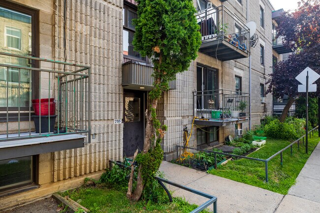 2145-2155 Dorion in Montréal, QC - Building Photo - Building Photo