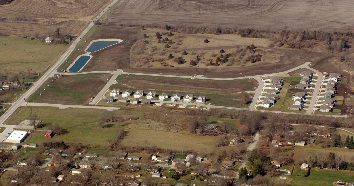 Cobey Creek by Clover & Hive in Lee's Summit, MO - Building Photo