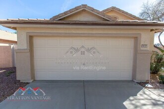 8039 W Alex Ave in Peoria, AZ - Building Photo - Building Photo