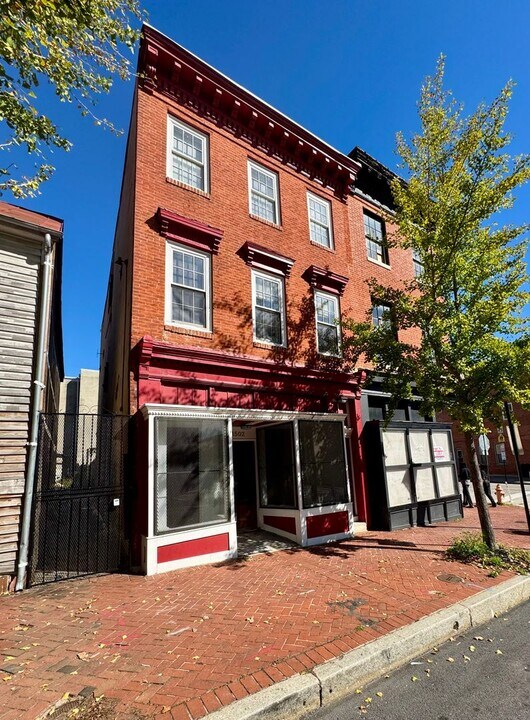 1502 W Baltimore St in Baltimore, MD - Building Photo