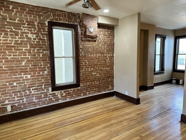 2065 Emerson St in Denver, CO - Building Photo - Building Photo