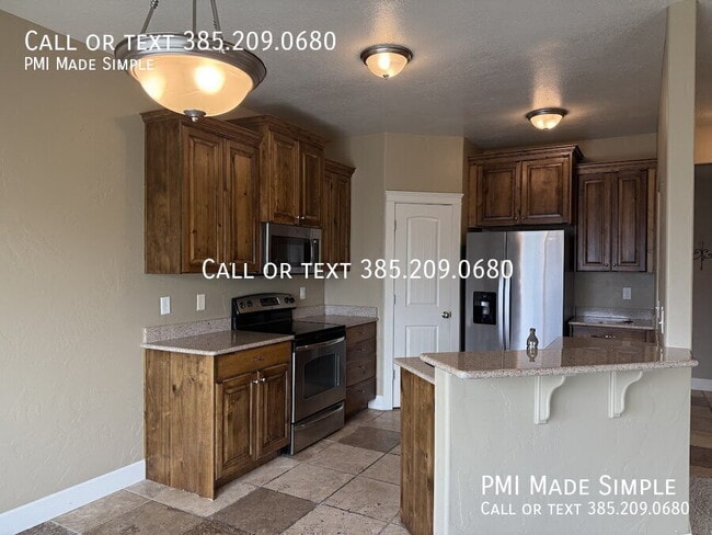 property at 1282 Baycrest Dr