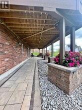 9 Moynes Ct in Kawartha Lakes, ON - Building Photo - Building Photo