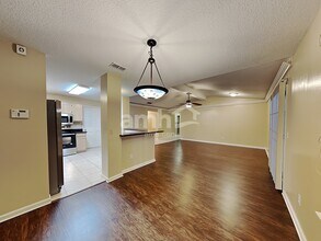 7757 MacDougall Dr in Jacksonville, FL - Building Photo - Building Photo