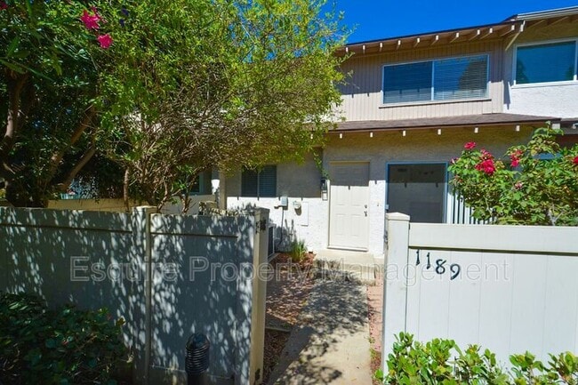 1189 Ramona Dr