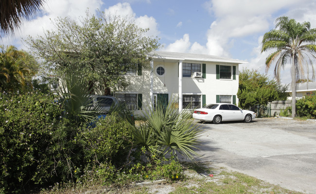 5015 N Flagler Dr in West Palm Beach, FL - Building Photo - Building Photo