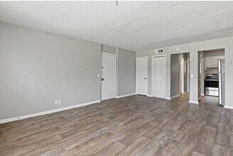 800 Anderson Ln in Madison, TN - Building Photo - Building Photo