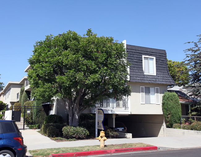 1433 Armacost Ave in Los Angeles, CA - Foto de edificio - Building Photo