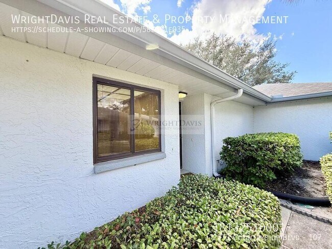 2733 Countryside Blvd in Clearwater, FL - Building Photo - Building Photo
