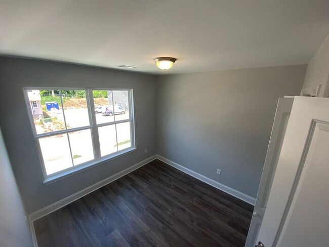 152 Scout Wy in Lenoir City, TN - Foto de edificio - Building Photo