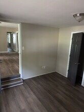 235 Du Bourg Ln in Florissant, MO - Building Photo - Building Photo