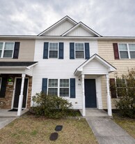 1006 Ornate Dr in Jacksonville, NC - Building Photo