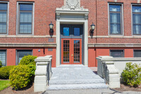 215 Harvard St in Medford, MA - Foto de edificio - Building Photo