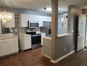 2226 Huntingdon Dr in Surfside Beach, SC - Building Photo - Building Photo