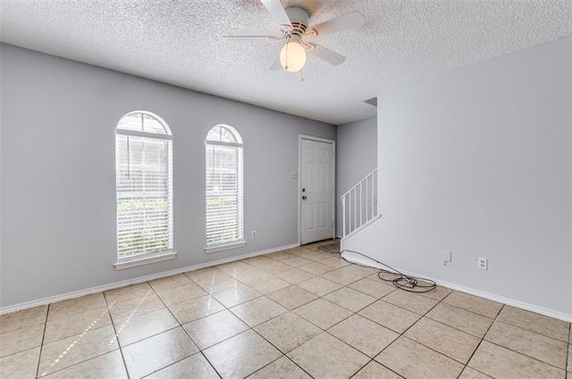 1728 W Sanford St in Arlington, TX - Building Photo - Building Photo