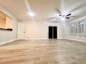 12269 Royal Palm Blvd in Coral Springs, FL - Building Photo - Building Photo