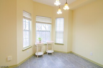 3027 King Ct in Dunellen, NJ - Building Photo - Building Photo