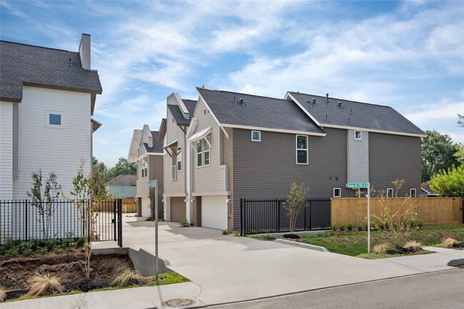 property at 7504 B Carver Rd