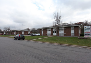 Forestview Apartments in St. Cloud, MN - Building Photo - Building Photo