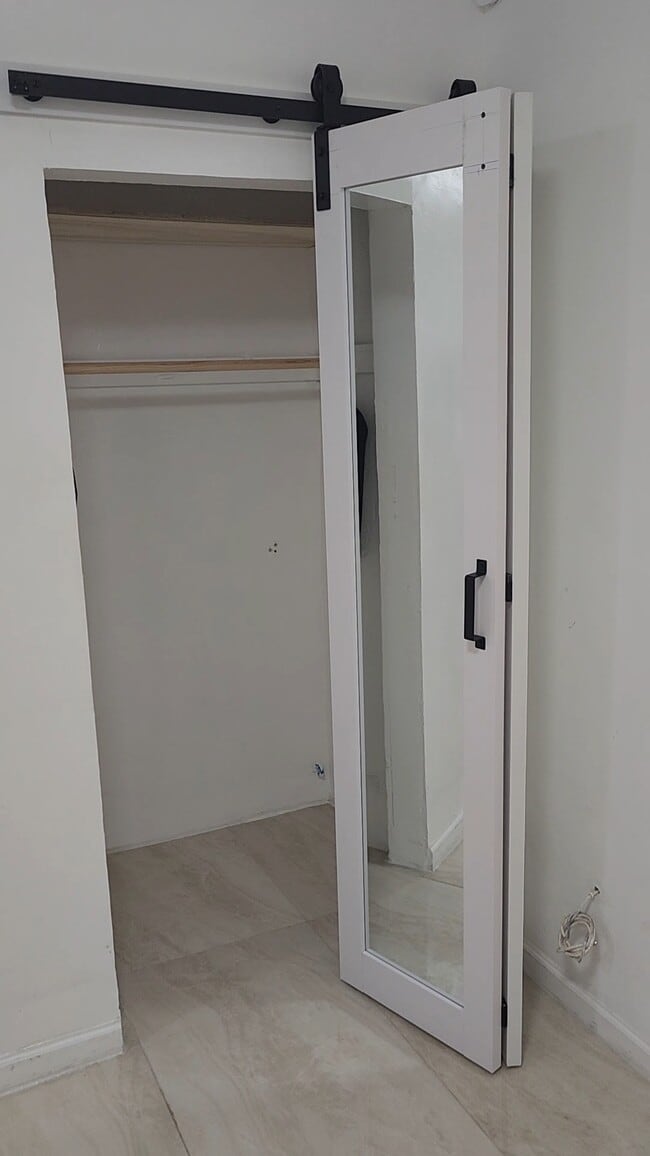 1730 NW 30th St in Miami, FL - Building Photo - Building Photo