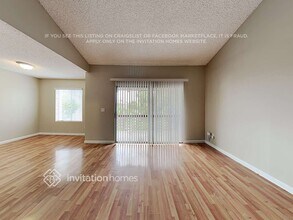 700 W La Veta Ave in Orange, CA - Building Photo - Building Photo