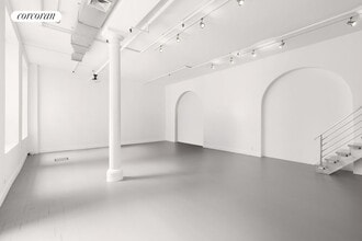 514 Broadway in New York, NY - Building Photo - Building Photo