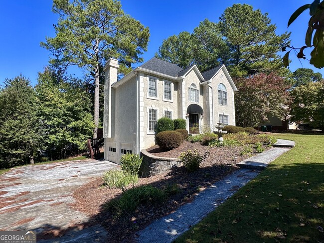 2559 Holly Creek Dr NE in Marietta, GA - Building Photo - Building Photo