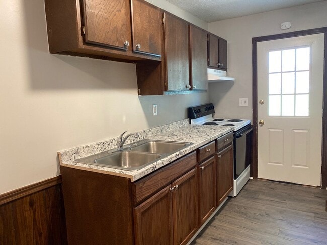 29 Rossfield Cv, Unit R in Jackson, TN - Building Photo - Building Photo