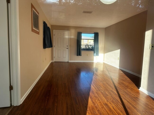 3 New N Ct in Beverly Hills, FL - Building Photo - Building Photo