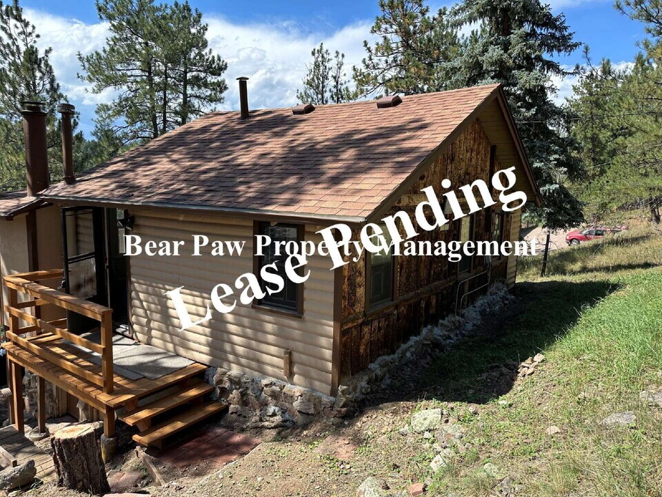 27586 Mountain Park Rd in Evergreen, CO - Building Photo