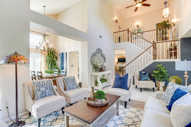 3121 Crestline Ct