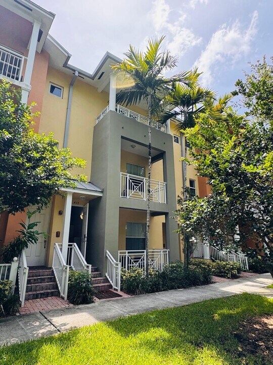 408 SW 14th Ave in Fort Lauderdale, FL - Building Photo