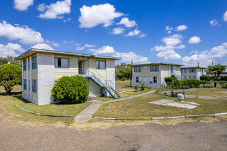 709 E Business 83 in Weslaco, TX - Building Photo - Building Photo