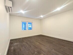 195 Bay St in Jersey City, NJ - Building Photo - Building Photo