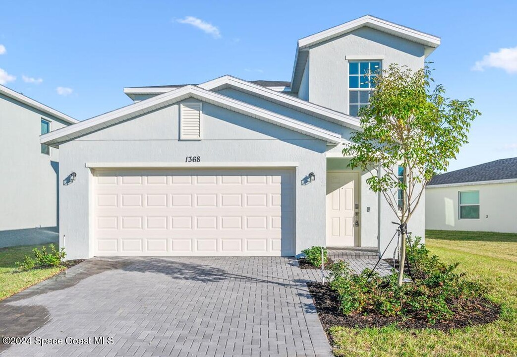 1368 Colebrook Cir SW in Palm Bay, FL - Building Photo