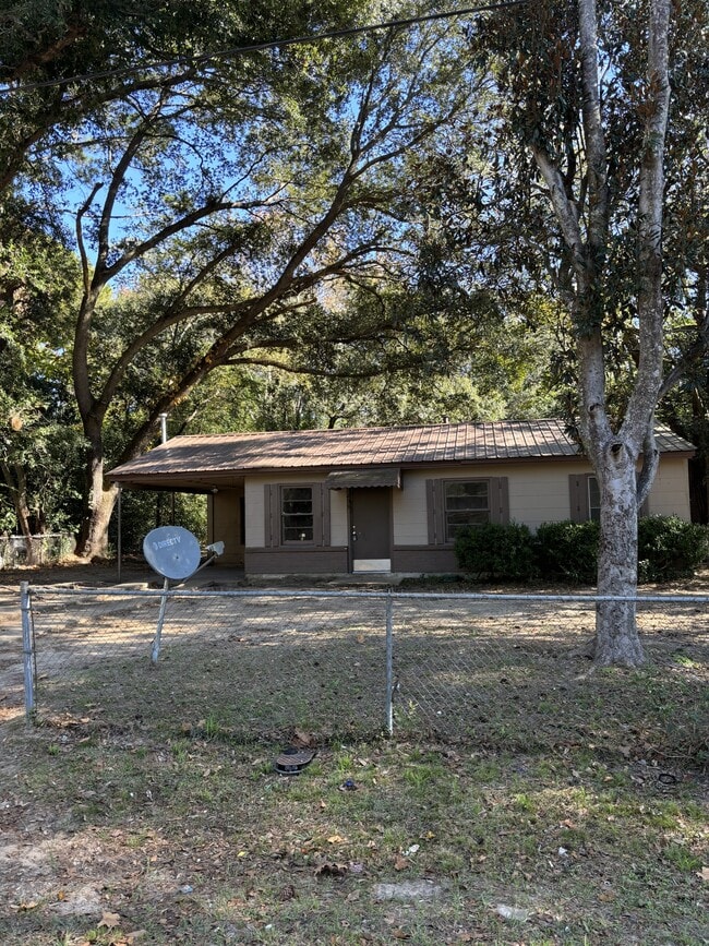 property at 408 Bush St