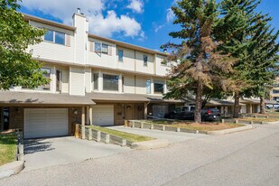 106 Patina Pike SW in Calgary, AB - Building Photo