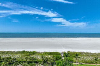 100 N Collier Blvd in Marco Island, FL - Building Photo - Building Photo