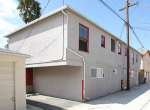 4529-4535 Cleveland Ave in San Diego, CA - Building Photo - Building Photo