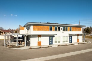 2661 N Maple Grove Rd in Boise, ID - Building Photo