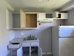 21 Larue St in Reeds Spring, MO - Building Photo - Building Photo